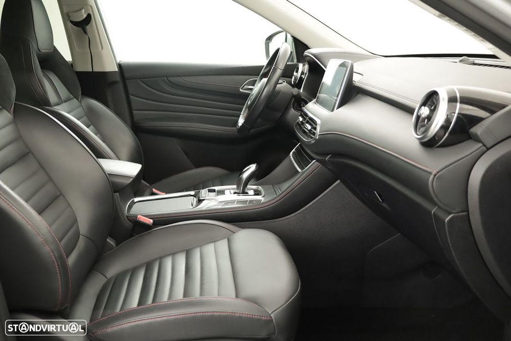 MG EHS 1.5 T-GDI Plug-in Hybrid Luxury - 23