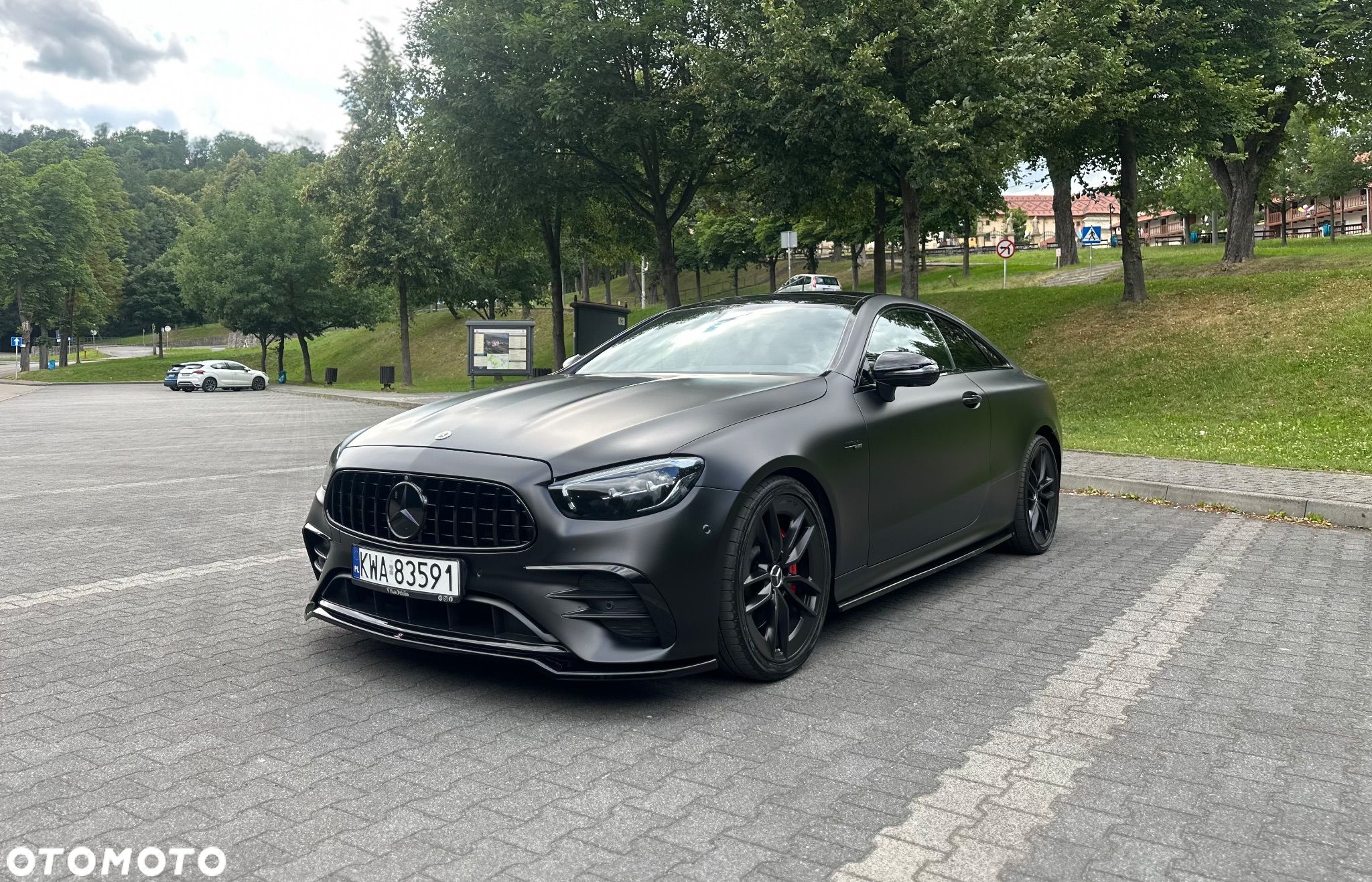 Mercedes-Benz Klasa E AMG 53 Coupe 4-Matic+ 9G-TRONIC - 1