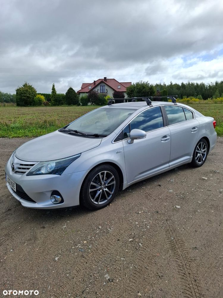 Toyota Avensis - 11