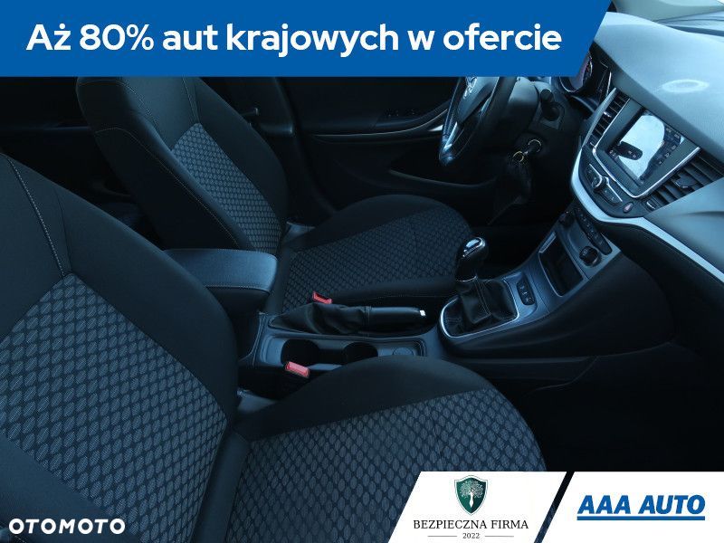 Opel Astra - 10