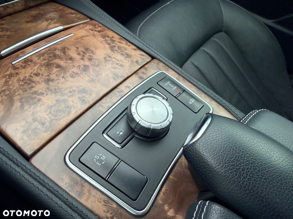 Mercedes-Benz CLS 500 BlueEffICIENCY - 23