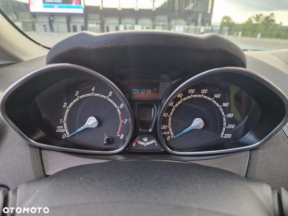 Ford Fiesta - 21