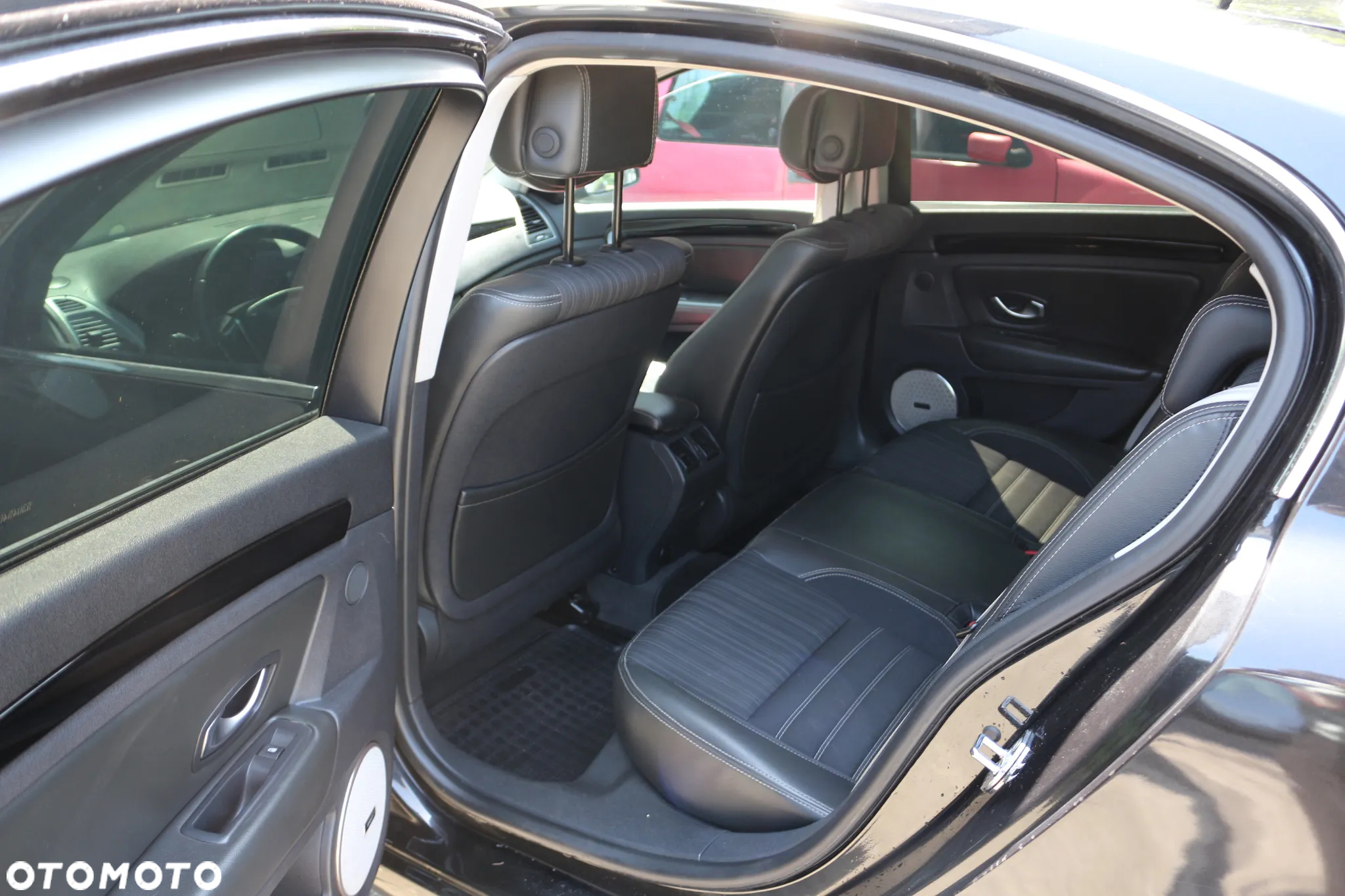 Renault Laguna 2.0 dCi Bose Edition - 10