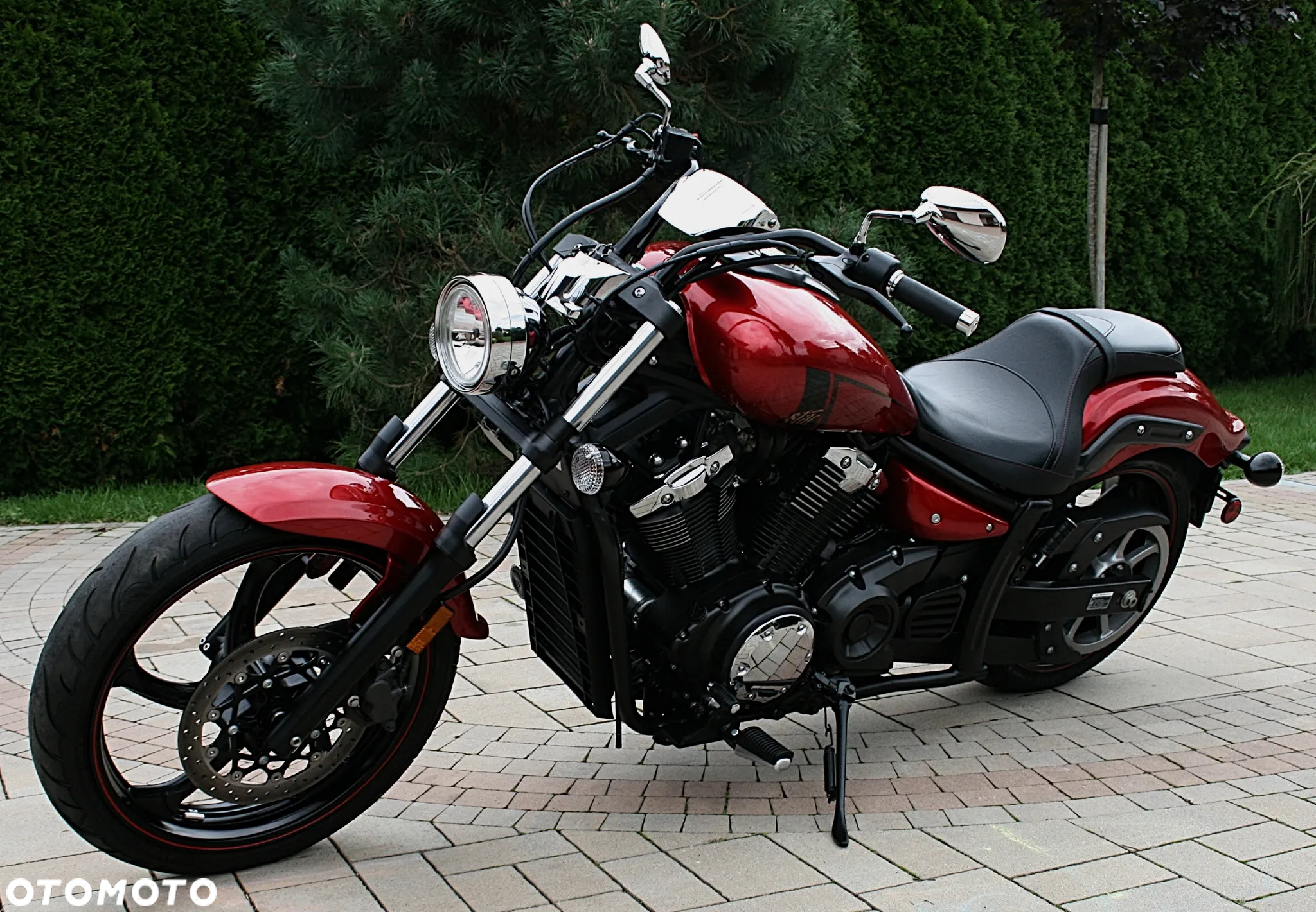 Yamaha XVS - 8