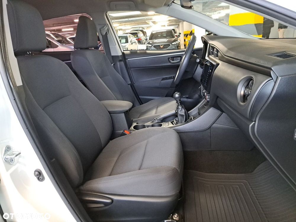 Toyota Corolla 1.33 Active - 16