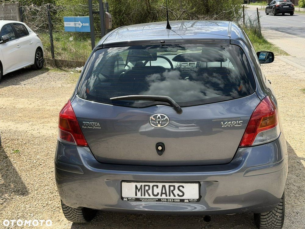 Toyota Yaris - 5