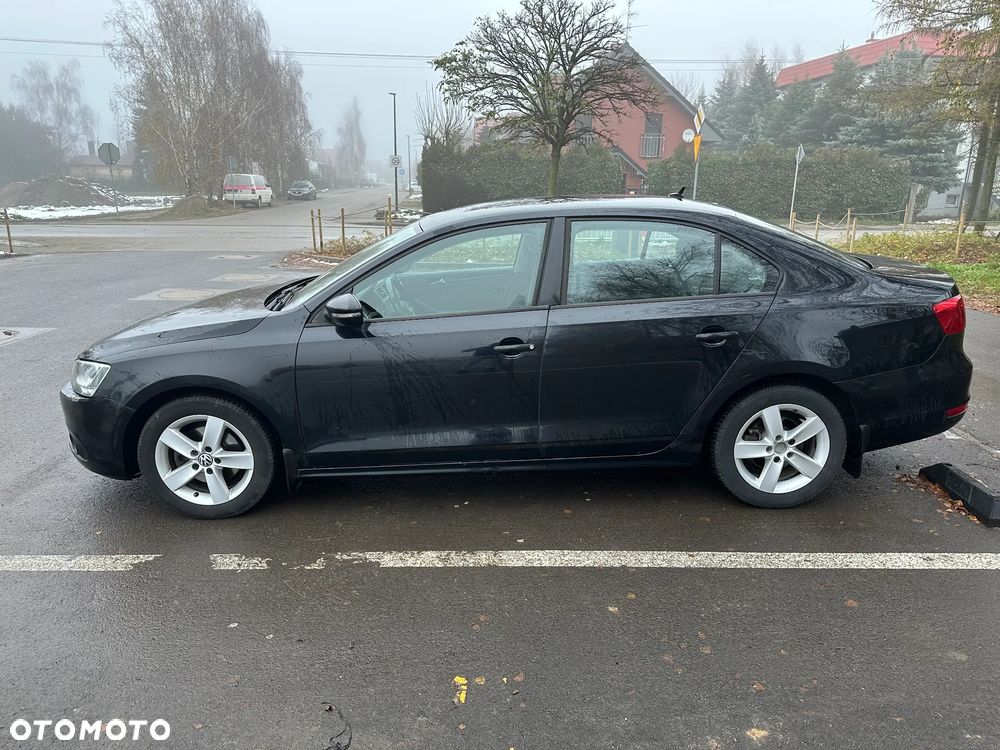 Volkswagen Jetta 1.2 TSI Comfortline - 5