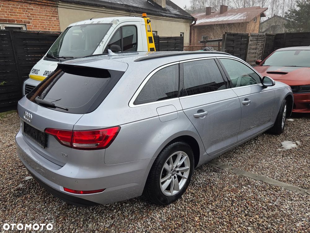 Audi A4 Avant 2.0 TDI ultra S tronic design - 21