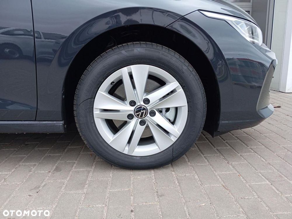 Volkswagen Golf - 26