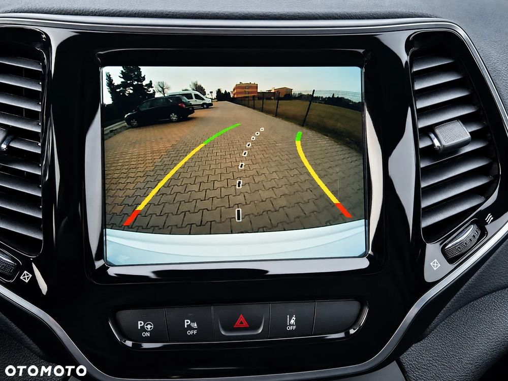 Jeep Cherokee 2.0 GME Active Drive I Night Eagle - 28