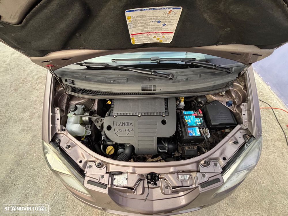 Lancia Musa 1.3 16V M-jet Platino - 16