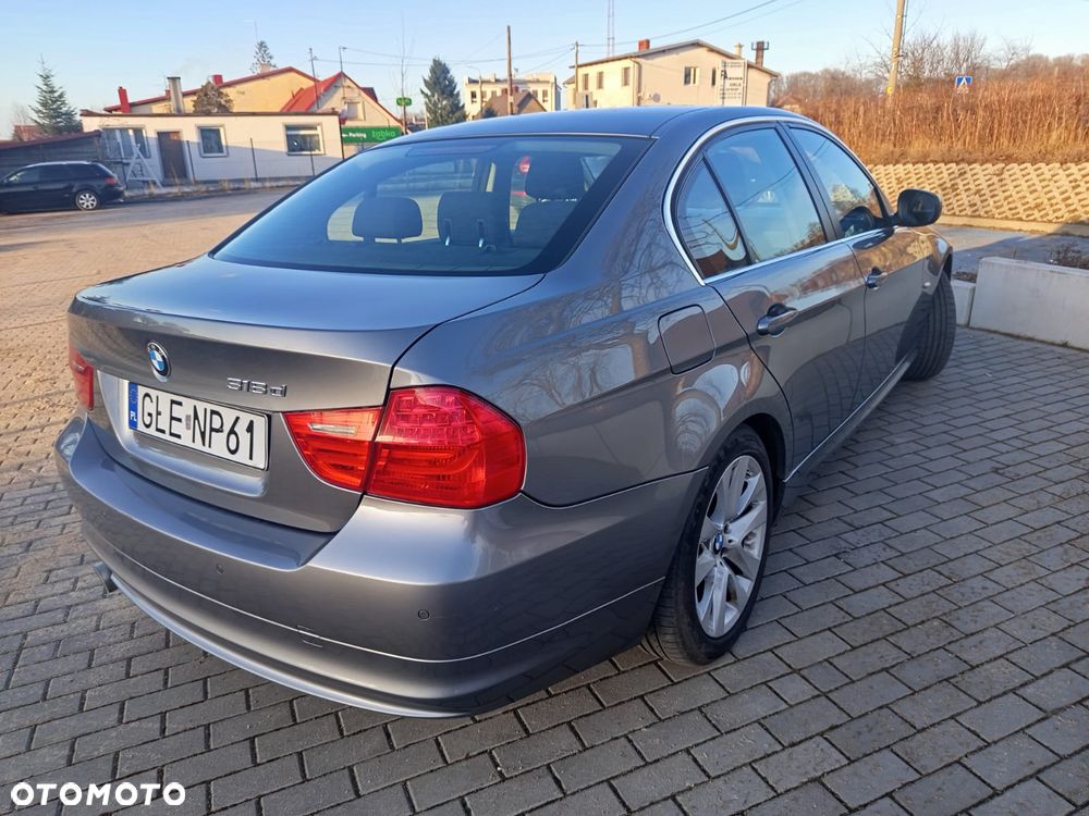 BMW Seria 3 318d - 6