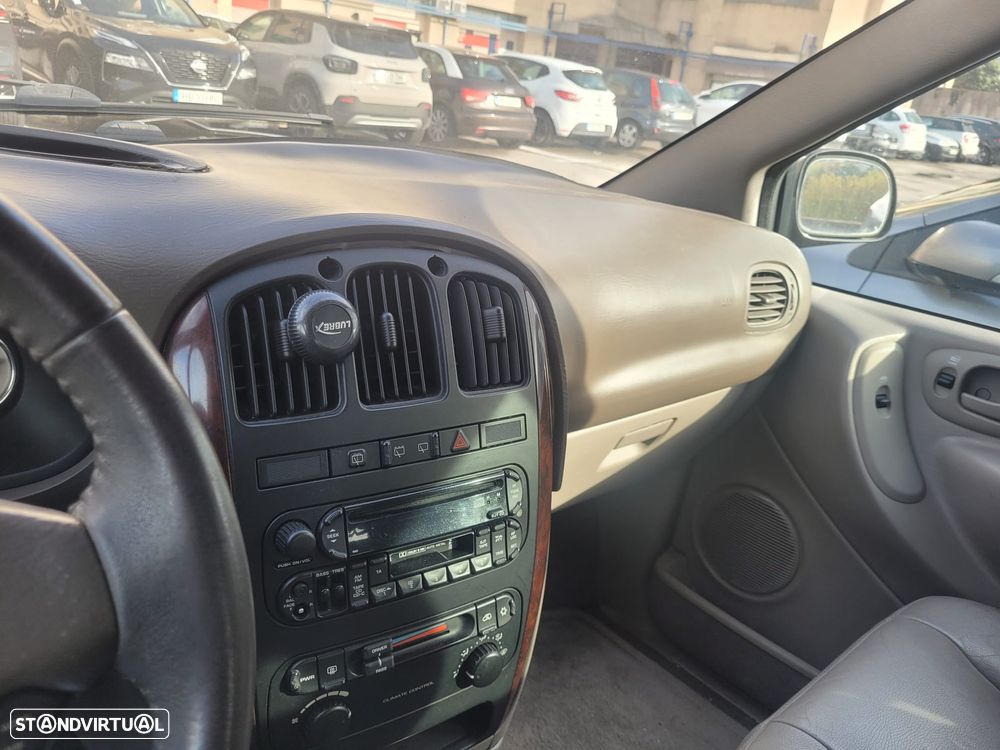 Chrysler Voyager - 5