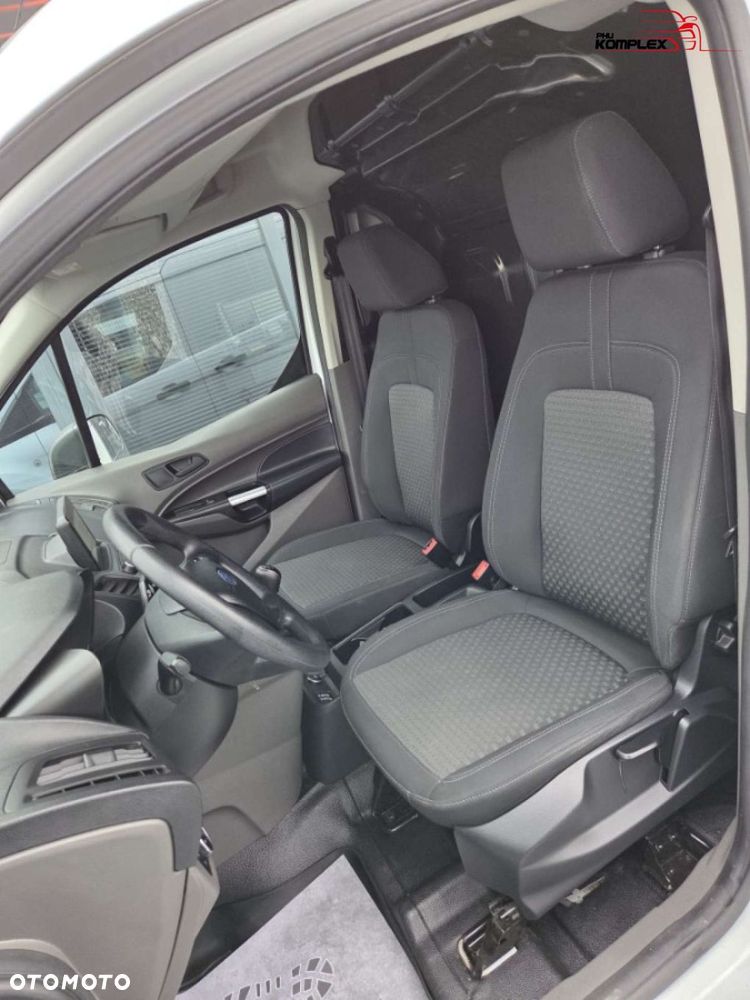Ford Transit Connect - 9