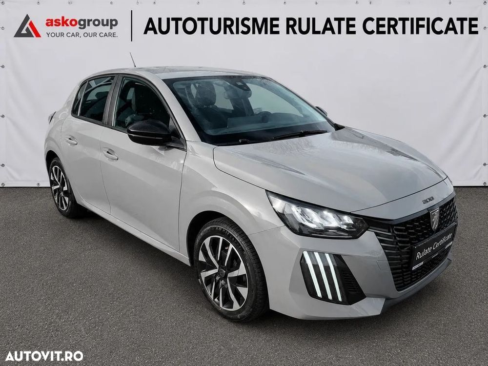 Peugeot 208 - 3