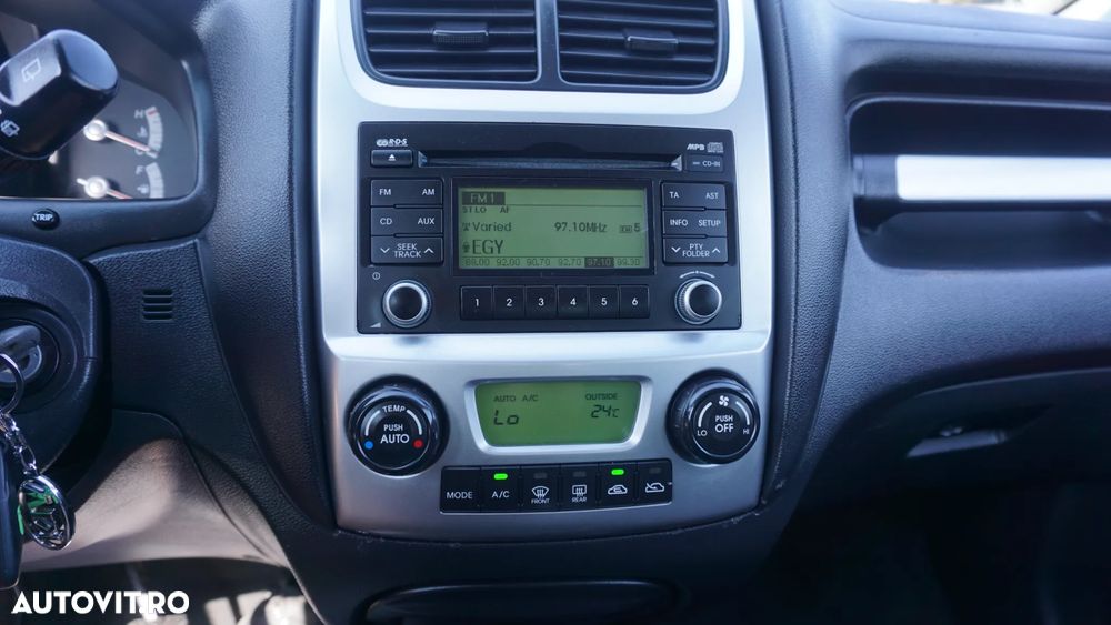 Kia Sportage 2.0 DSL MT 4x4 STYLE - 23
