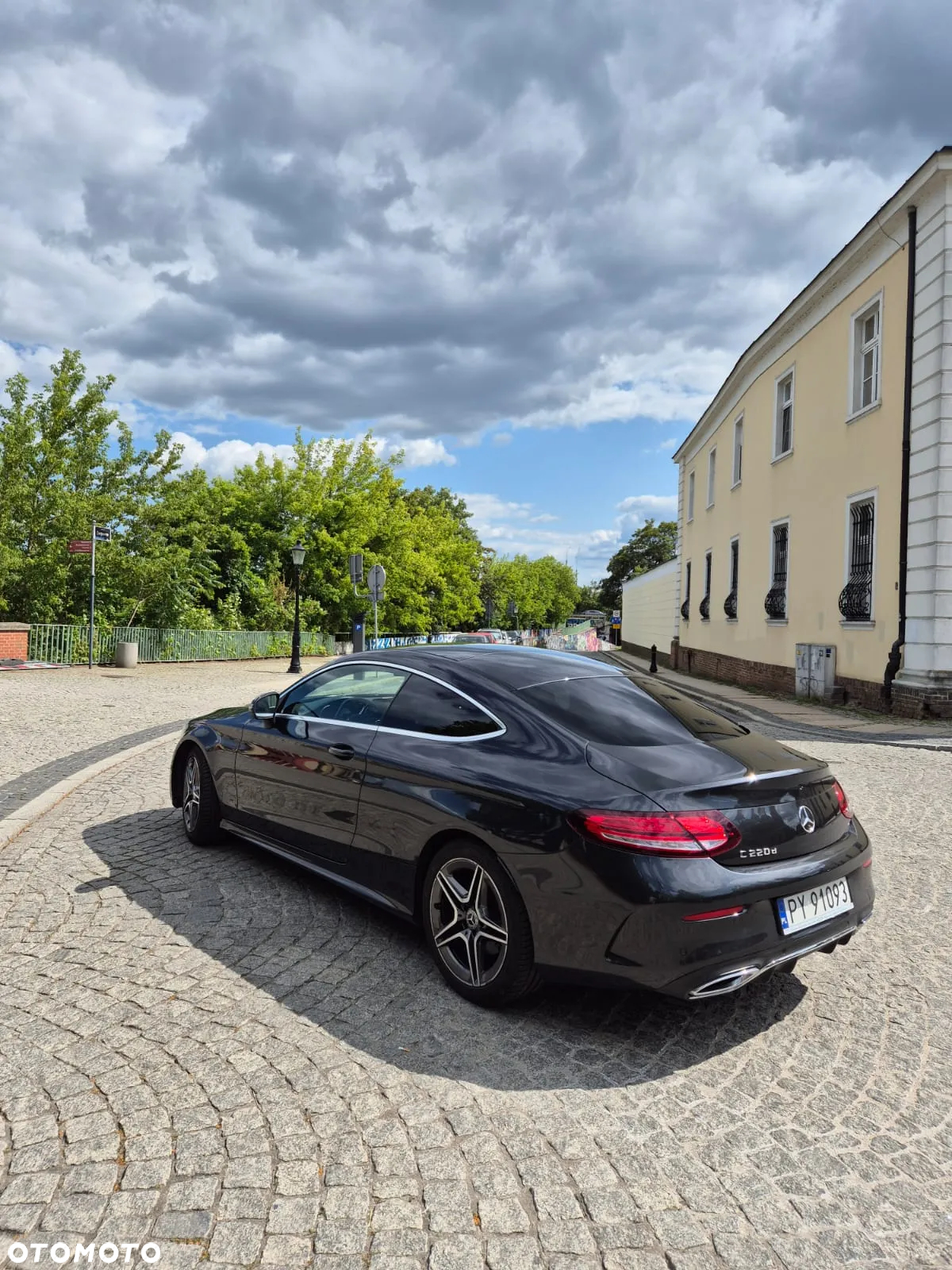Mercedes-Benz Klasa C 220 d Coupe 9G-TRONIC AMG Line - 6