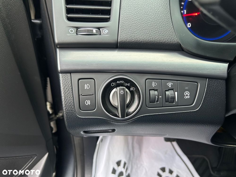 Hyundai i40 Kombi blue 1.6 Family+ - 27