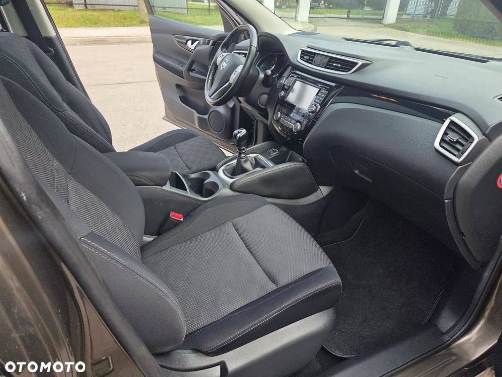 Nissan Qashqai 1.2 DIG-T Tekna+ - 16