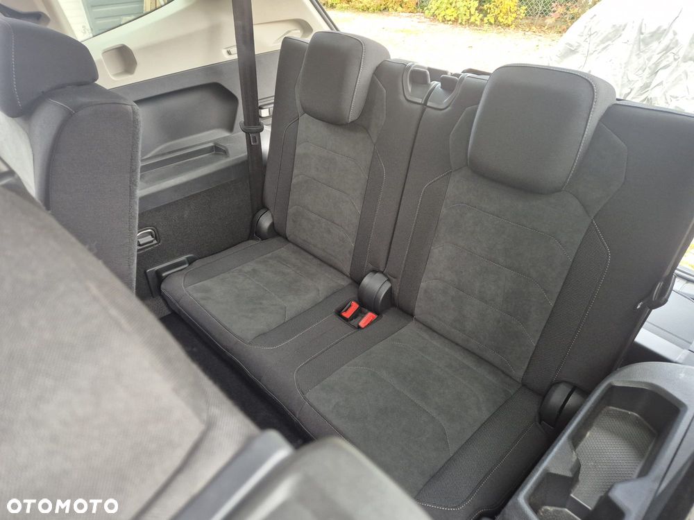 Volkswagen Tiguan Allspace 2.0 TSI 4Mot Elegance DSG 7os - 33
