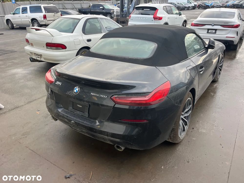 BMW Z4 sDrive30i Sport Line - 4
