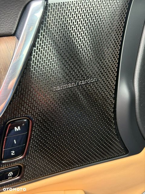 Volvo V90 Cross Country B4 D AWD Plus - 21