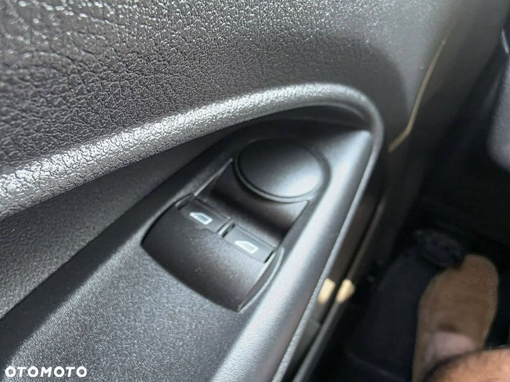 Ford Transit Connect - 9