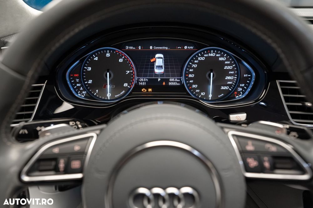 Audi S8 - 19