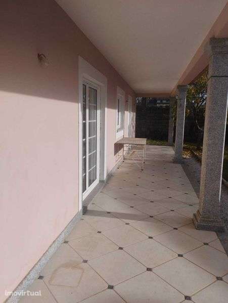 Moradia independente, c/ Acabamentos e Conforto excepcionais Tondela - Grande imagem: 4/12