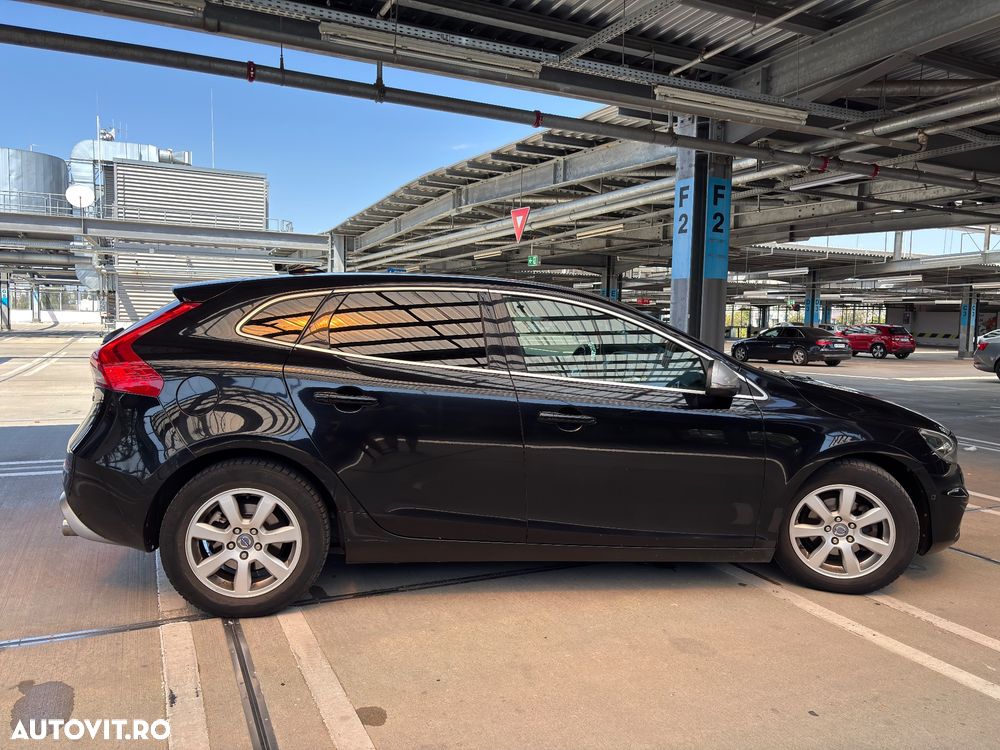 Volvo V40 D2 Basic - 4