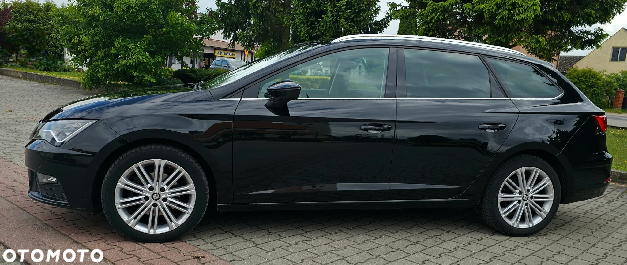 Seat Leon Sportstourer 1.5 eTSI OPF DSG Style Edition - 10