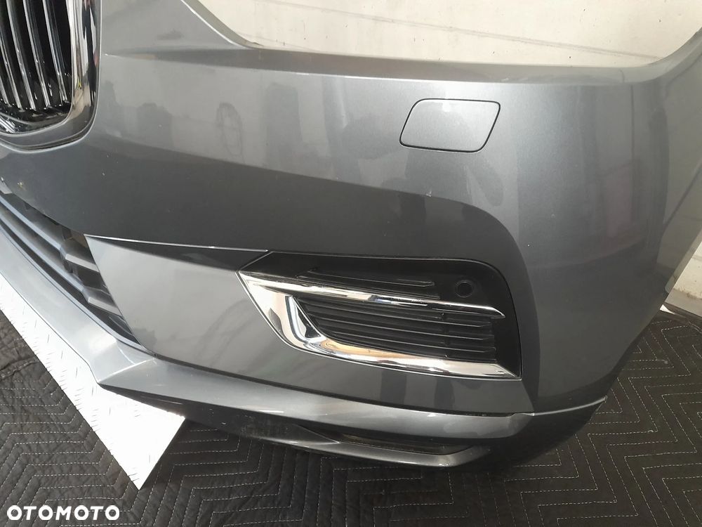 Zderzak przód kompletny inscription kol.714 sprysk 4pdc Volvo XC60 II 19r - 14