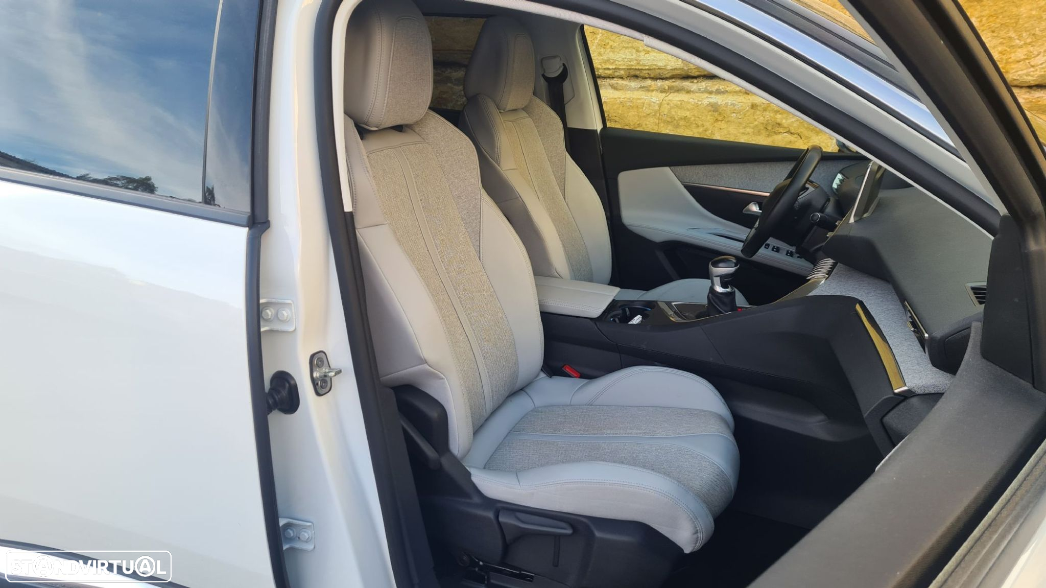 Peugeot 5008 1.5 BlueHDi Allure - 37