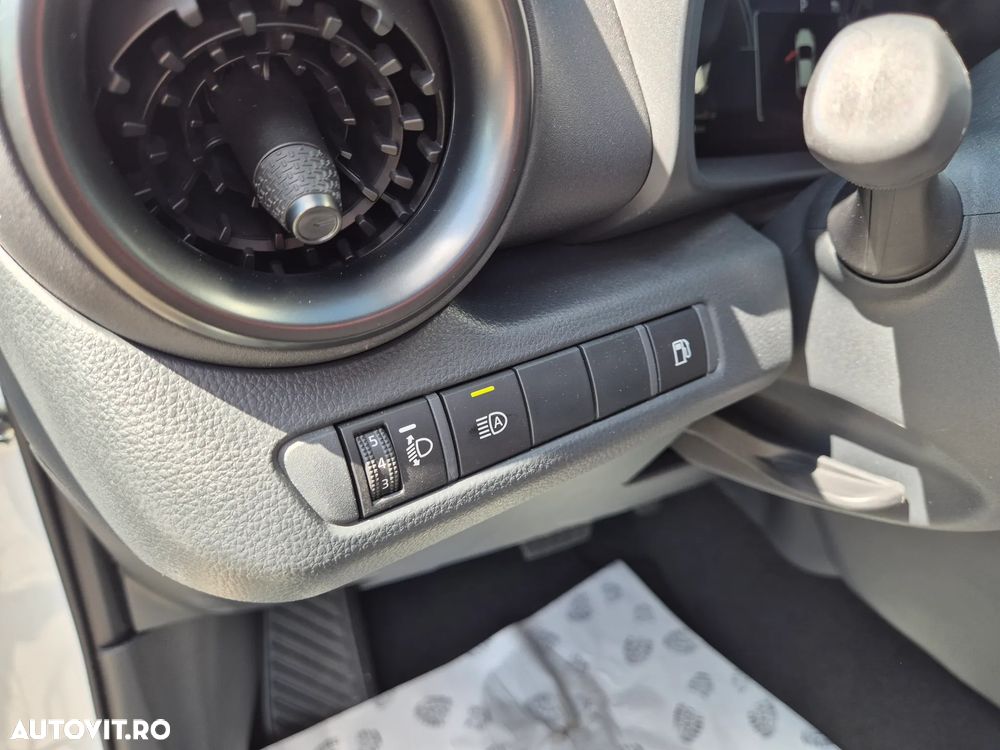 Toyota C-HR 1.8 Hybrid Active - 17