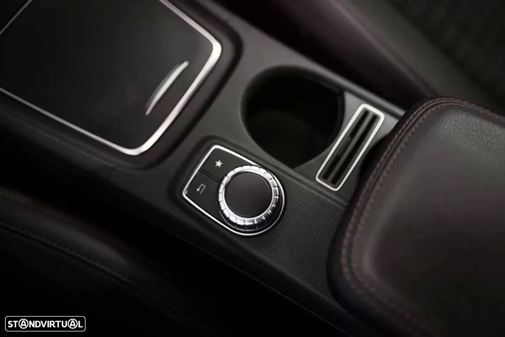 Mercedes-Benz A 200 CDI 7G-DCT AMG Line - 14