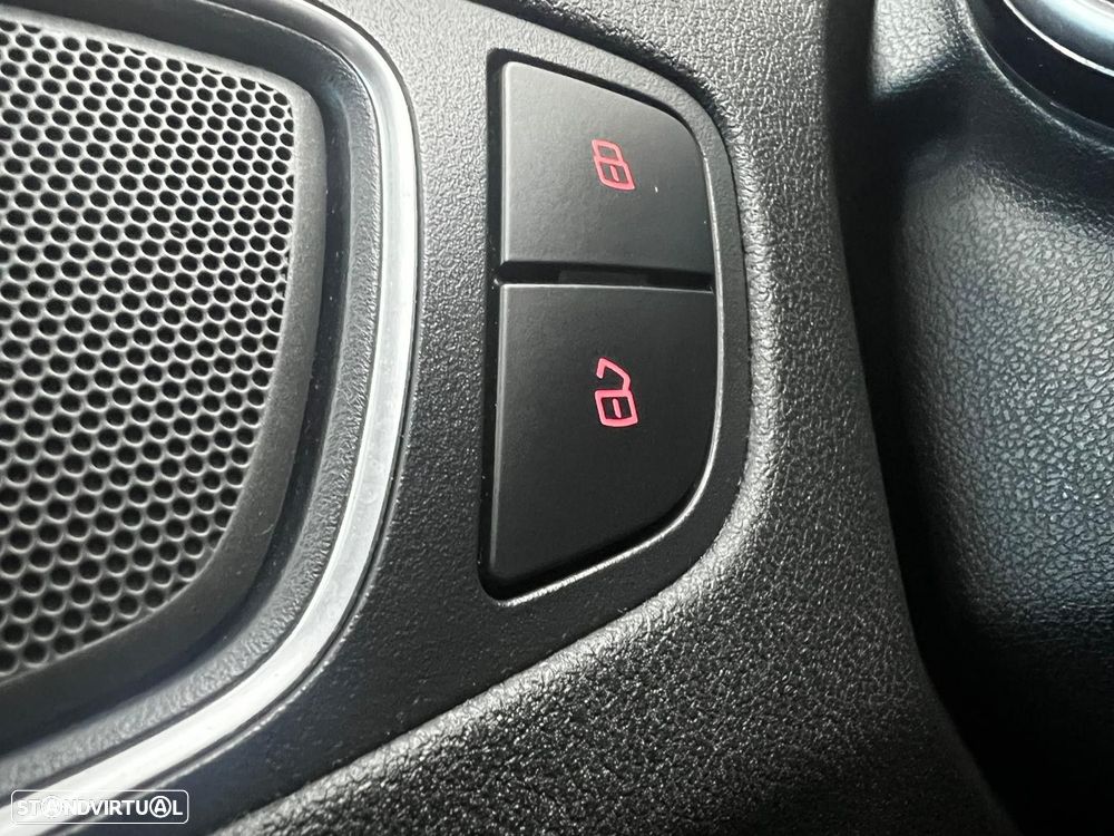 Audi A1 1.6 TDI Advance - 40