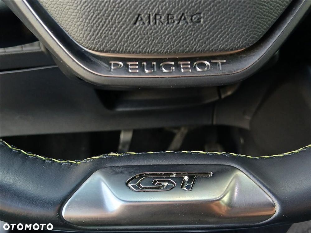 Peugeot 2008 1.2 PureTech GT Line S&S - 18