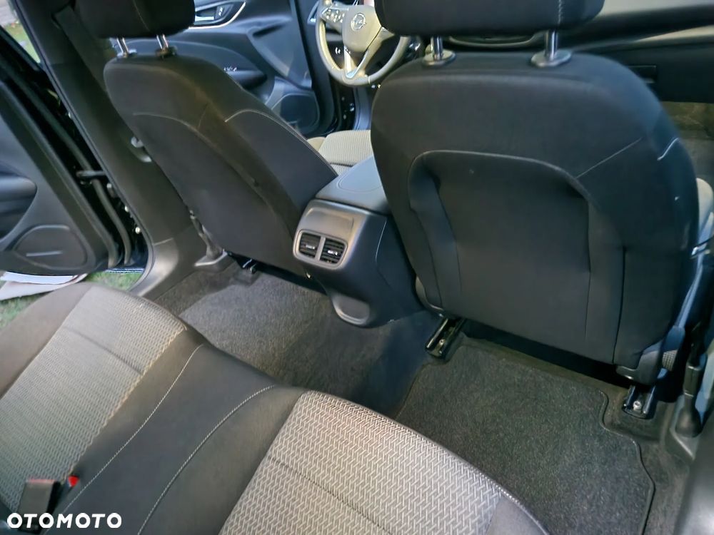 Opel Insignia - 11