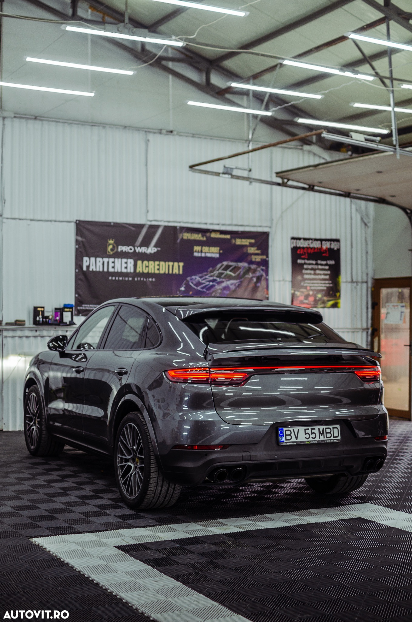 Porsche Cayenne Coupe Standard - 5