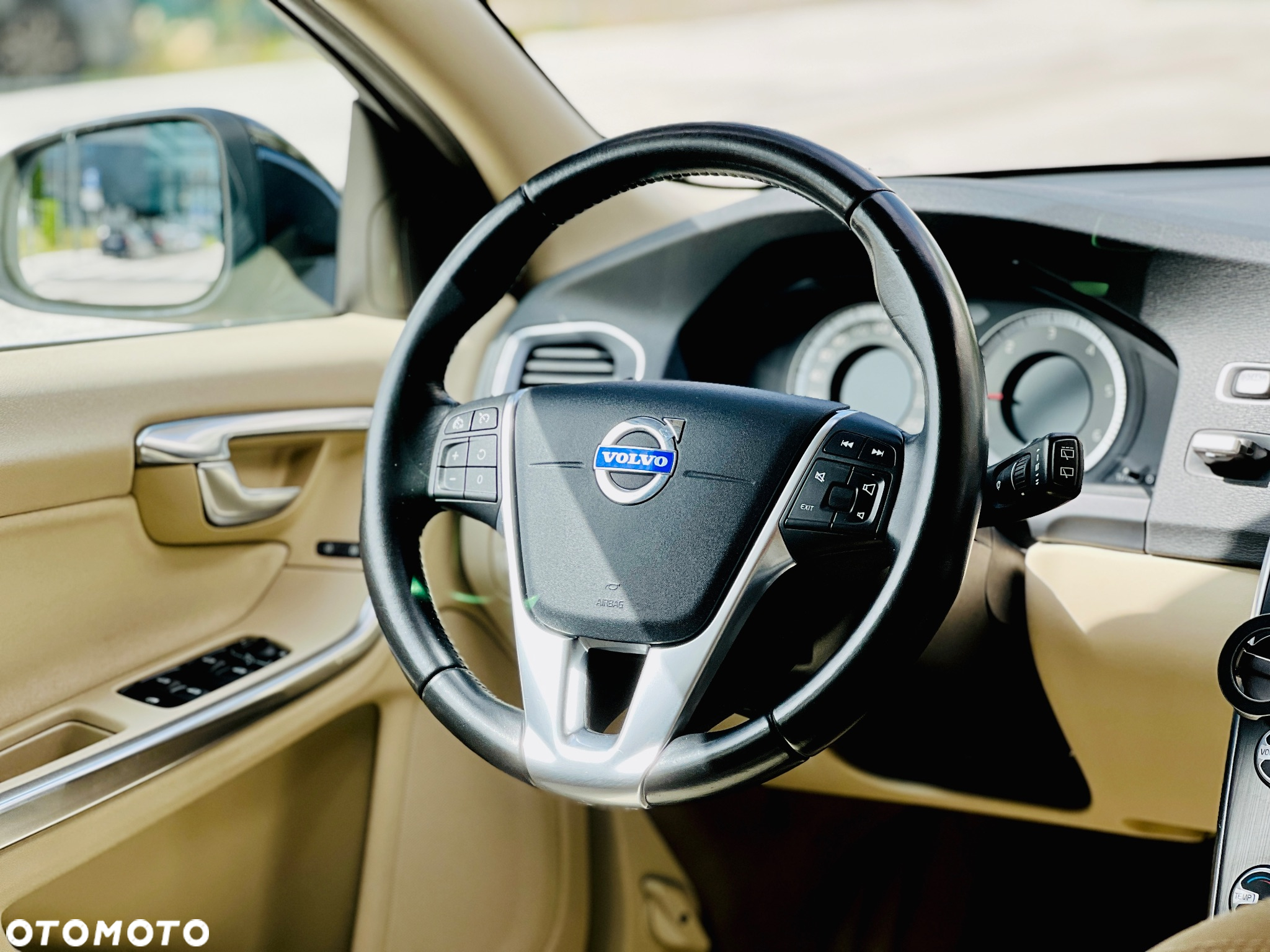 Volvo V60 - 2