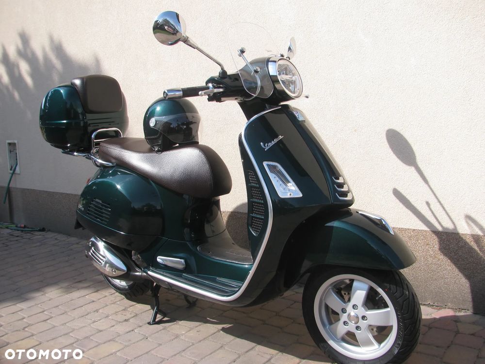 Piaggio Vespa - 1