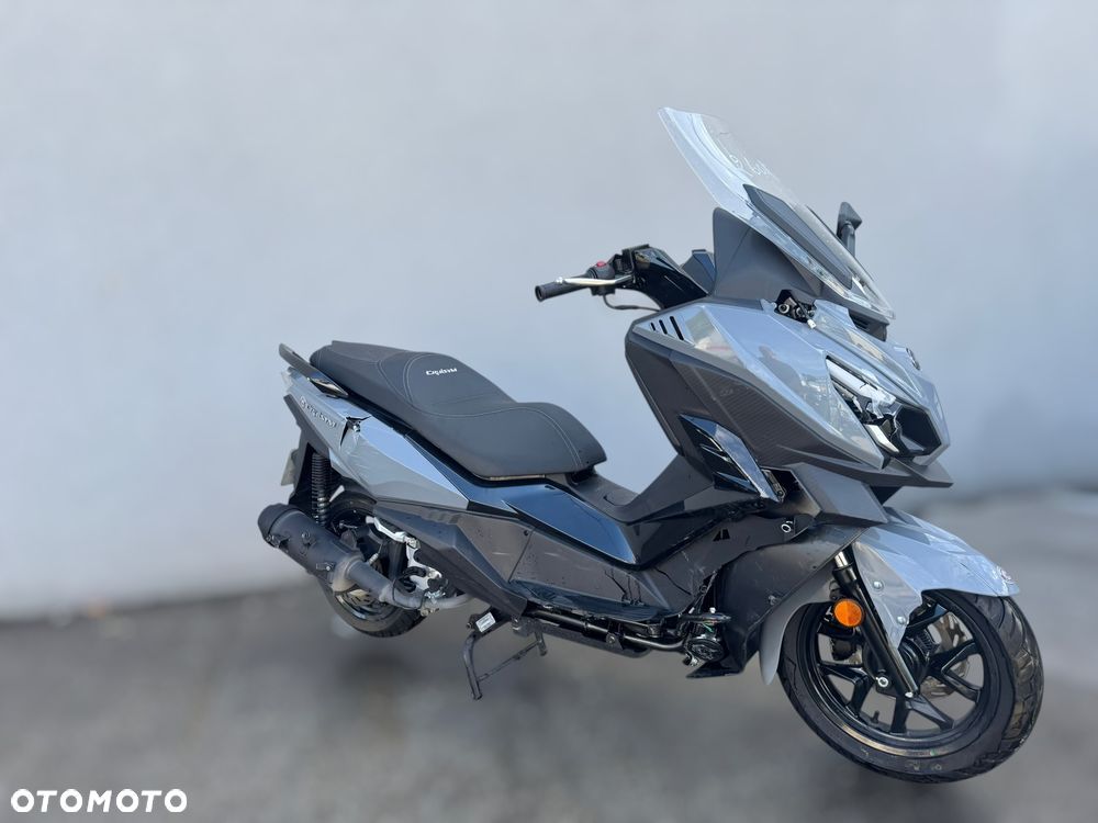 SYM CRUiSYM - 1