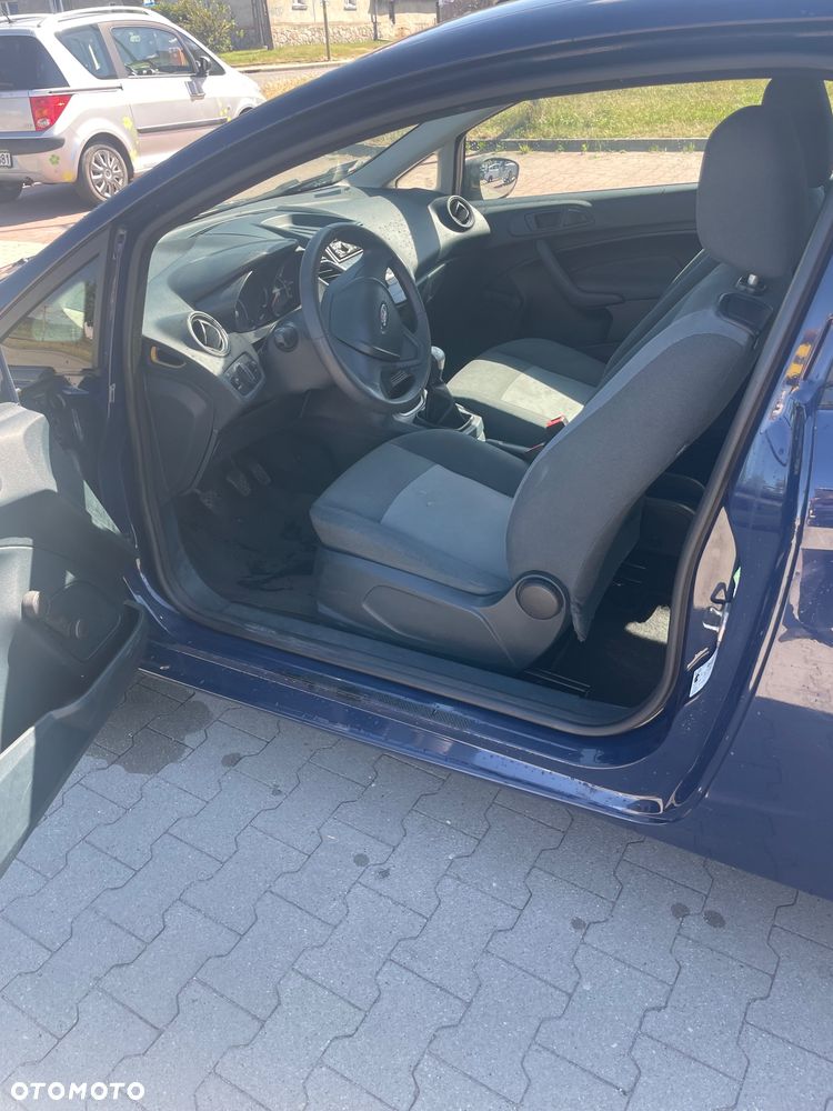 Ford Fiesta 1.25 Trend Edition - 11