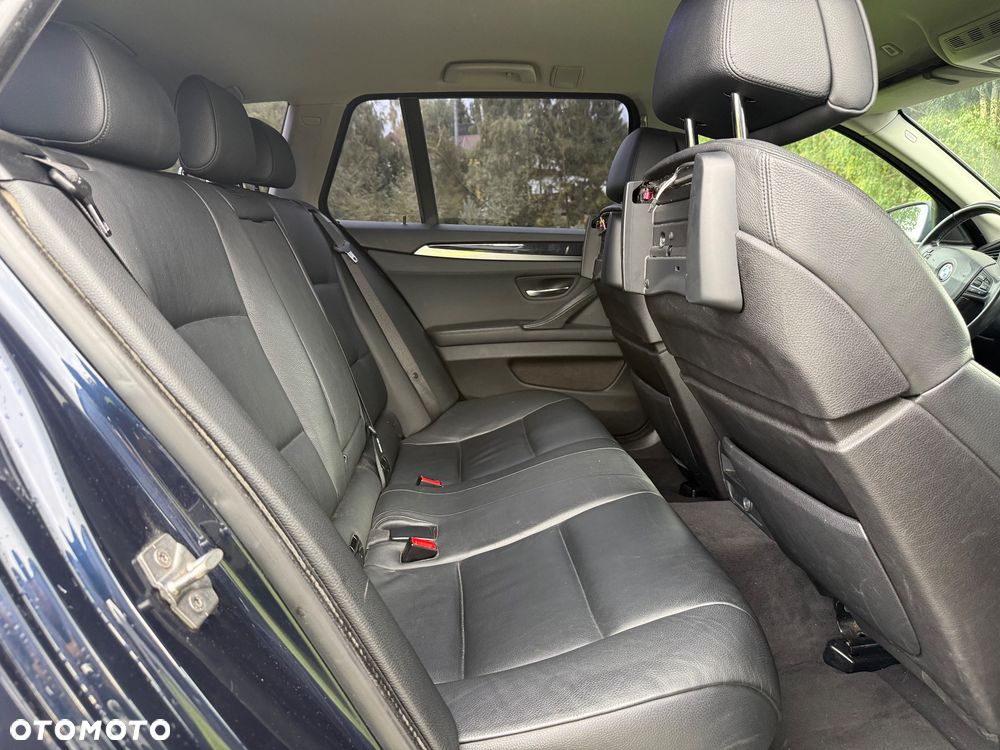 BMW Seria 5 520d Luxury Line - 7