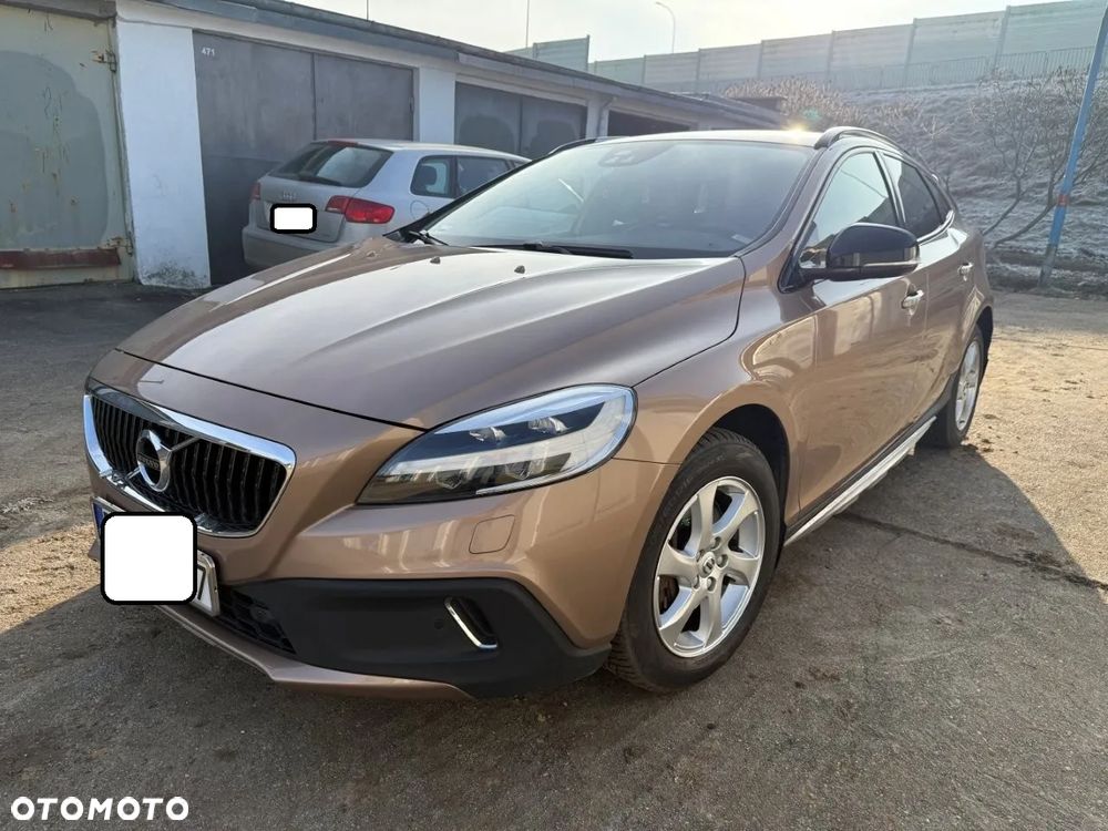 Volvo V40 Cross Country T3 Drive-E Summum - 1