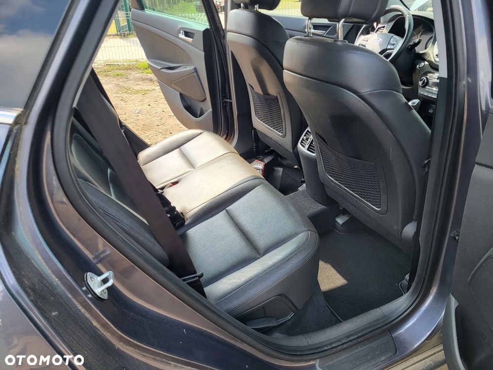 Hyundai Tucson 2.0 CRDi 4WD Passion - 27