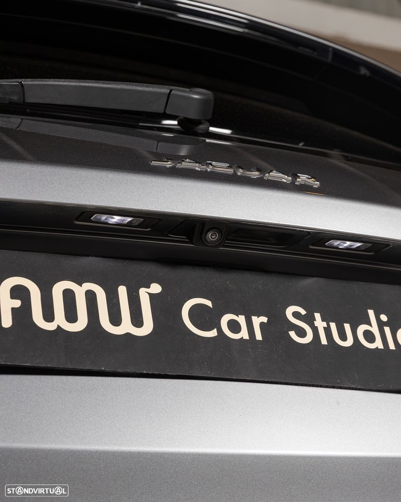 Jaguar F-Pace 2.0 i4D R-Sport Aut. - 11