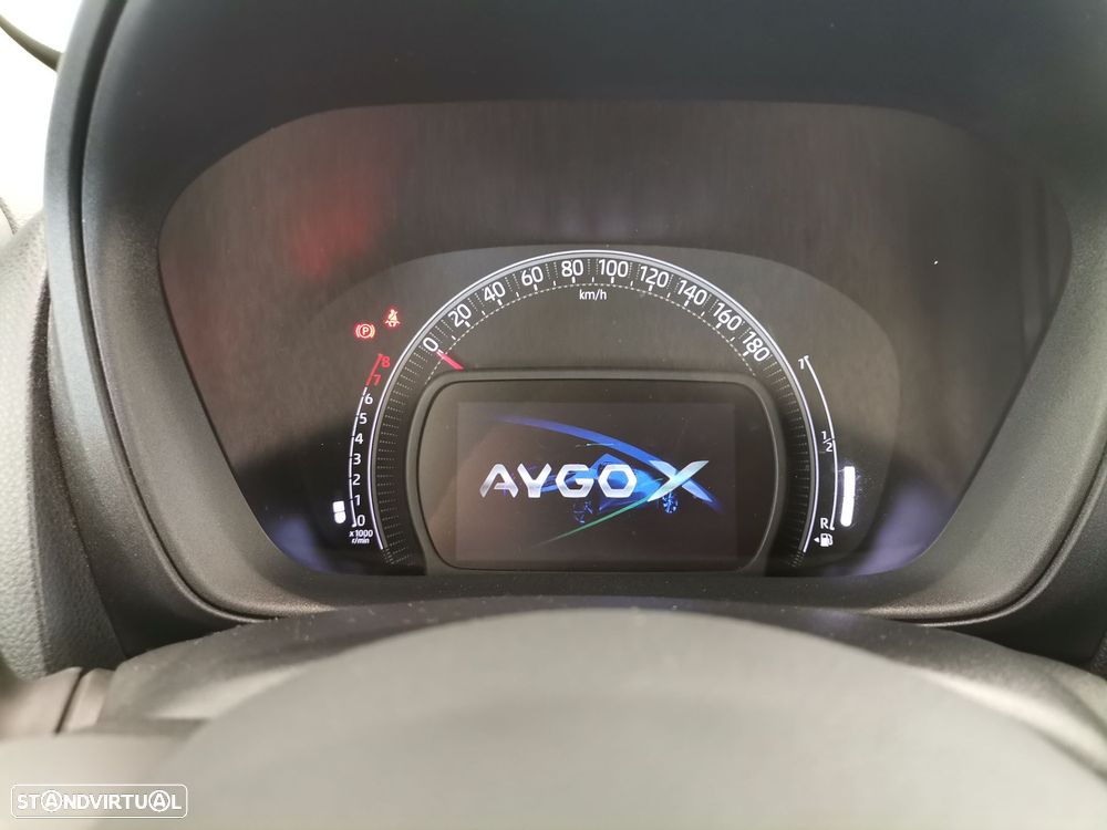 Toyota Aygo X - 15