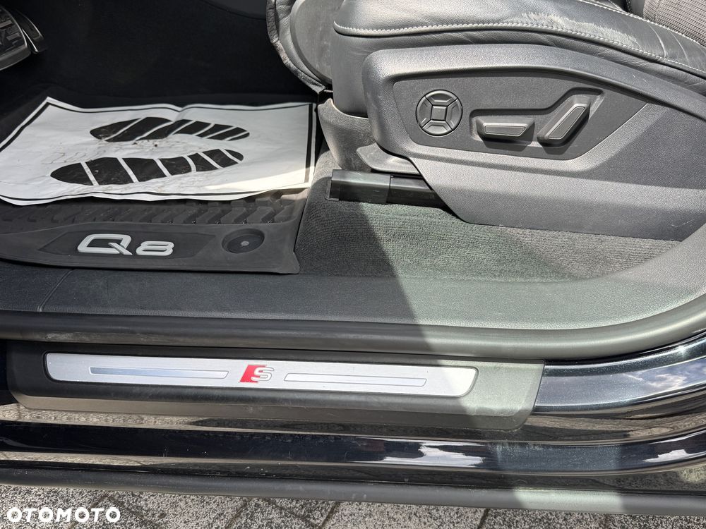 Audi SQ8 TDI mHEV Quattro Tiptronic - 16