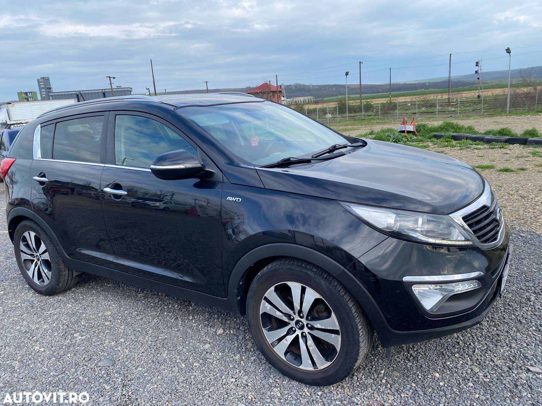 Kia Sportage 2.0 CRDI 4WD Automatik Vision - 17